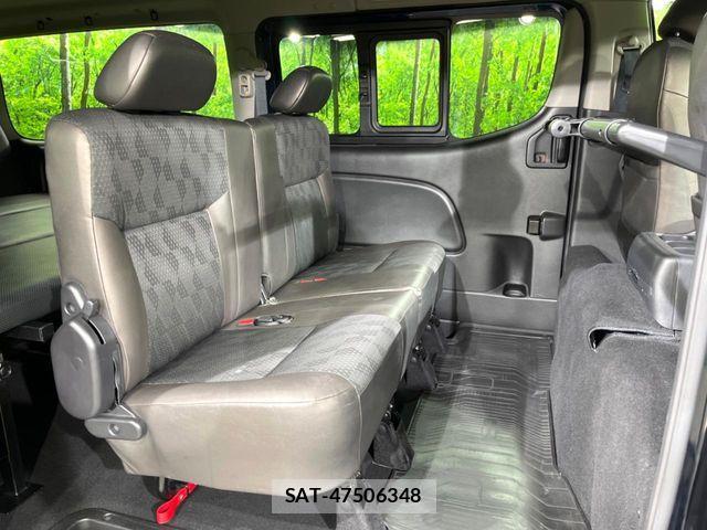 Nissan NV350 Caravan 2021-10 8316177-8