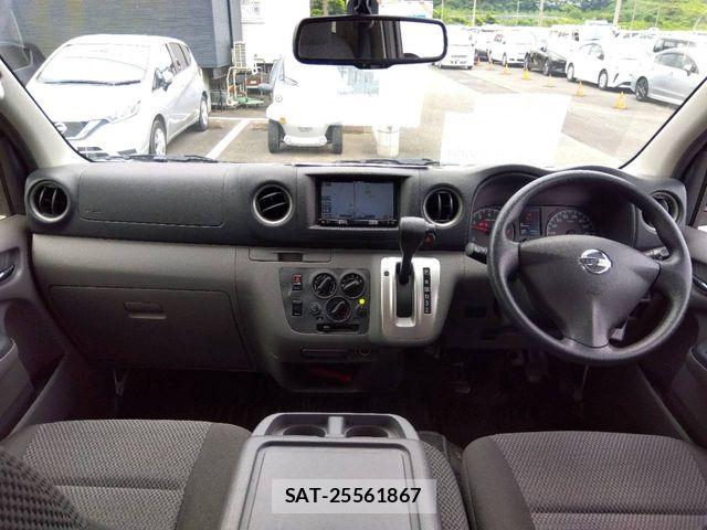Nissan NV350 Caravan 2019-02 8337262-16