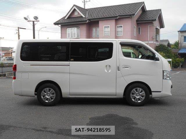 Nissan NV350 Caravan 2020-02 8337251-19