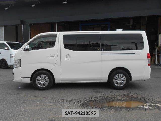 Nissan NV350 Caravan 2020-02 8337251-23