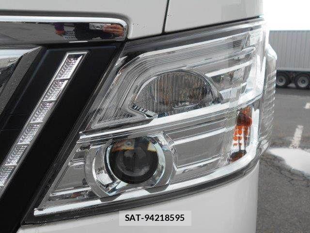 Nissan NV350 Caravan 2020-02 8337251-24