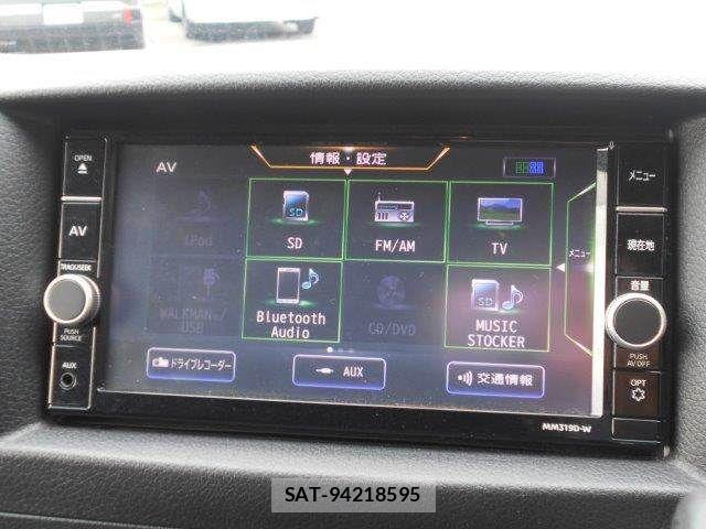 Nissan NV350 Caravan 2020-02 8337251-4
