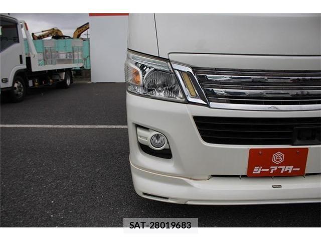 Nissan NV350 Caravan 2016-12 8337264-23