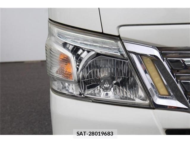 Nissan NV350 Caravan 2016-12 8337264-24