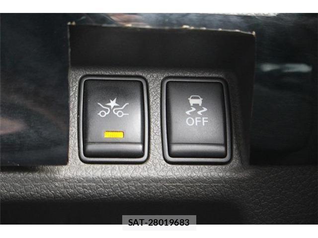 Nissan NV350 Caravan 2016-12 8337264-4