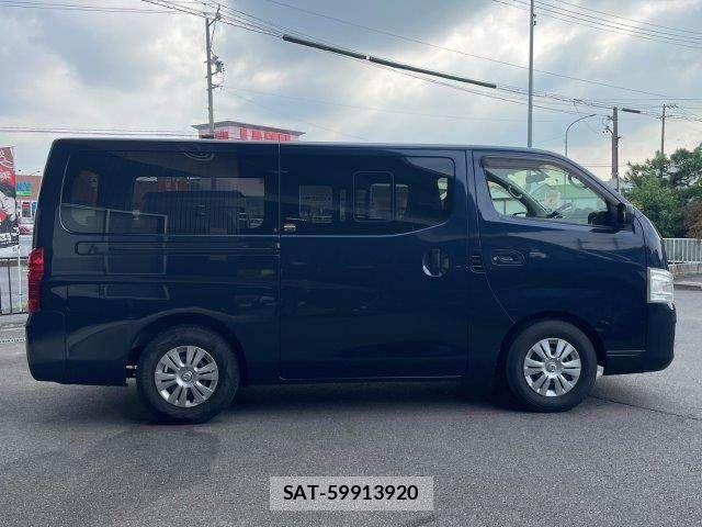 Nissan NV350 Caravan 2016-09 8337261-16