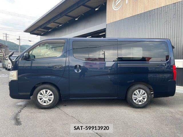 Nissan NV350 Caravan 2016-09 8337261-20