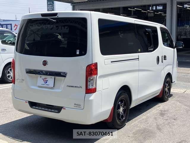 Nissan NV350 Caravan 2019-07 8337248-15