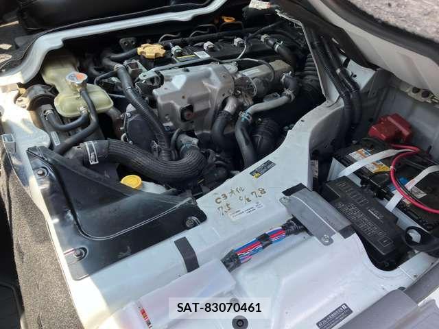 Nissan NV350 Caravan 2019-07 8337248-19