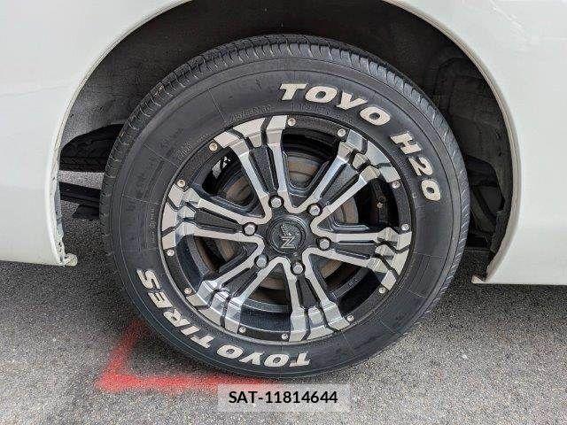 Nissan NV350 Caravan 2017-09 8337260-27