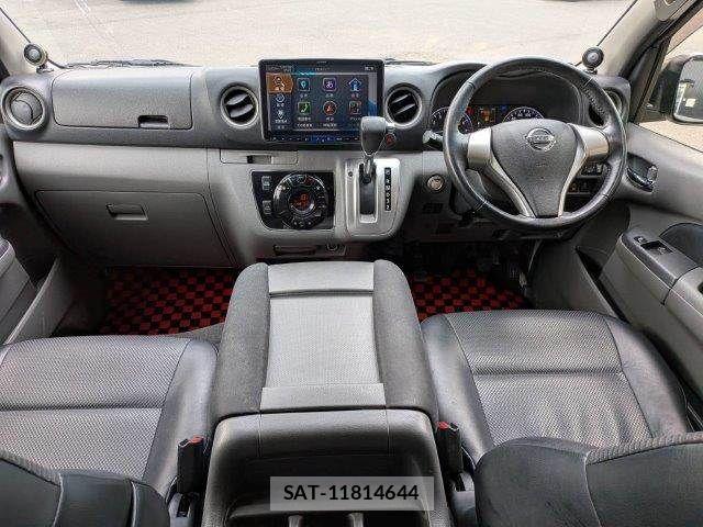 Nissan NV350 Caravan 2017-09 8337260-2