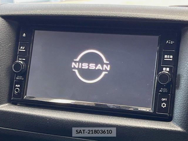 Nissan NV350 Caravan 2021-09 8337250-2