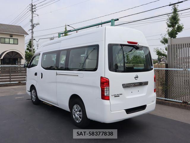 Nissan NV350 Caravan 2020-10 8337252-2