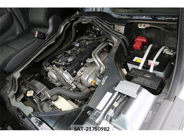 Nissan NV350 Caravan 2021-06 8337255-20