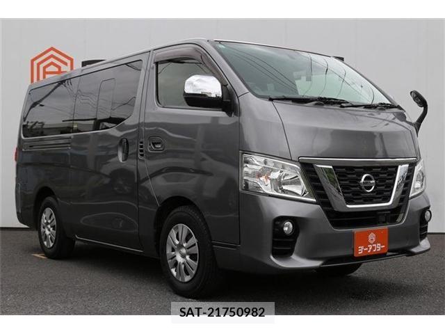 Nissan NV350 Caravan 2021-06 8337255-21