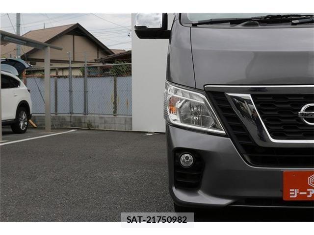 Nissan NV350 Caravan 2021-06 8337255-26