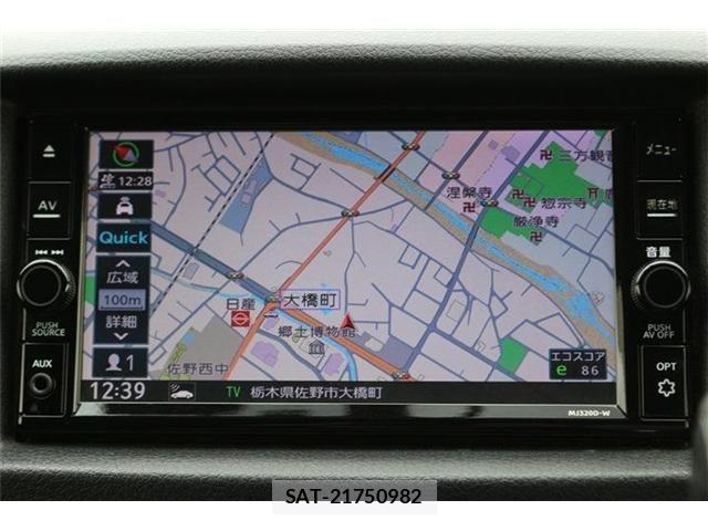 Nissan NV350 Caravan 2021-06 8337255-3