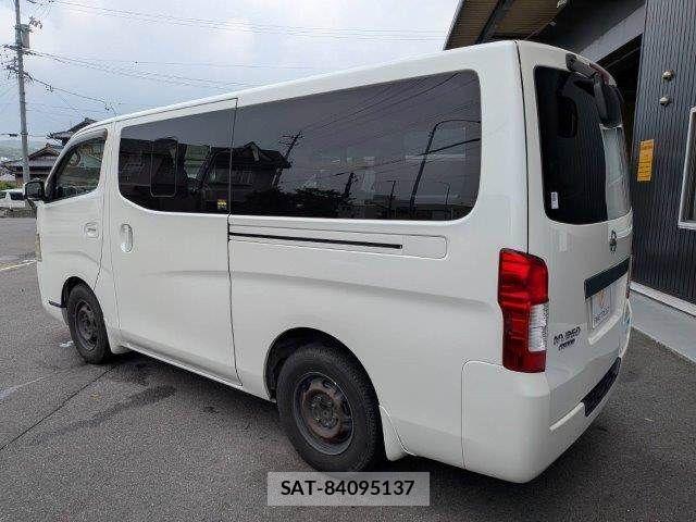 Nissan NV350 Caravan 2015-09 8337263-18