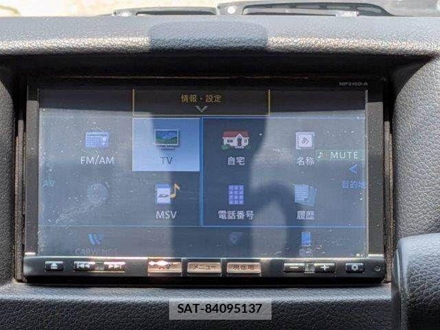 Nissan NV350 Caravan 2015-09 8337263-4