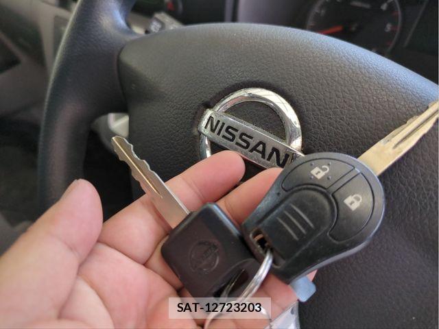 Nissan NV350 Caravan 2021-02 8355278-13