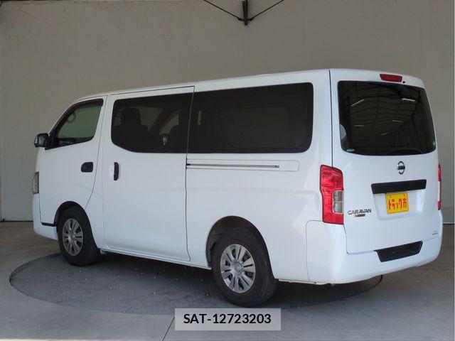Nissan NV350 Caravan 2021-02 8355278-19