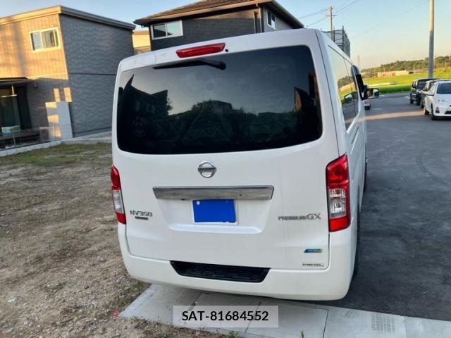 Nissan NV350 Caravan 2012-11 8355281-4