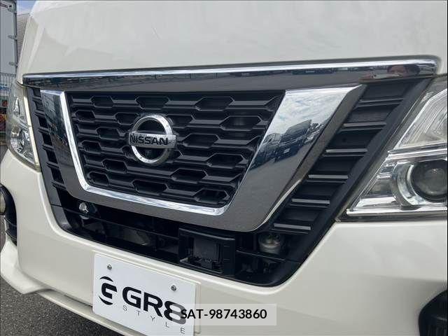 Nissan NV350 Caravan 2017-08 8355279-24