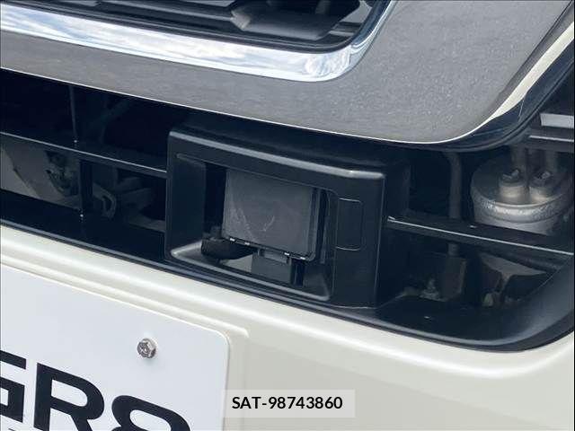 Nissan NV350 Caravan 2017-08 8355279-25