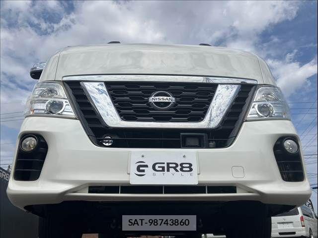 Nissan NV350 Caravan 2017-08 8355279-28