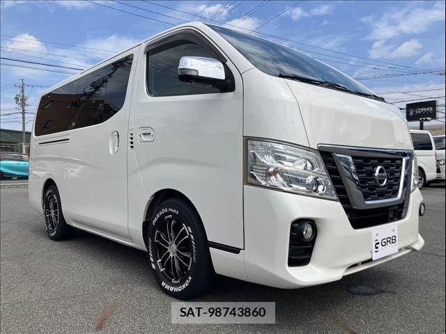 Nissan NV350 Caravan 2017-08 8355279-4