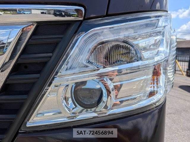 Nissan NV350 Caravan 2018-04 8367927-21