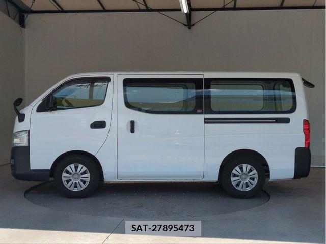Nissan NV350 Caravan 2015-10 8367933-19