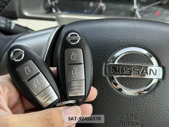 Nissan NV350 Caravan 2018-04 8367930-20