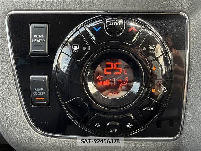 Nissan NV350 Caravan 2018-04 8367930-21