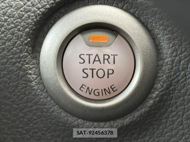 Nissan NV350 Caravan 2018-04 8367930-23