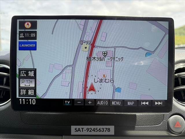 Nissan NV350 Caravan 2018-04 8367930-2