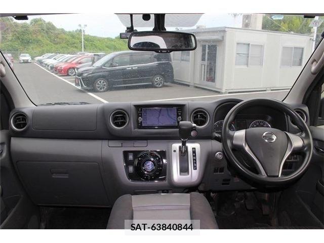 Nissan NV350 Caravan 2019-06 8367928-16