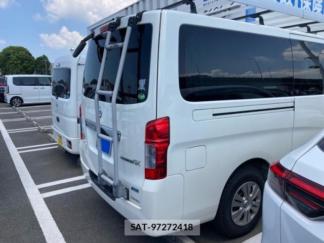 Nissan NV350 Caravan 2013-08 8367929-3
