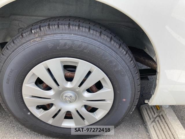 Nissan NV350 Caravan 2013-08 8367929-7
