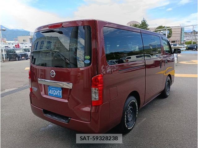 Nissan NV350 Caravan 2020-02 8371998-1
