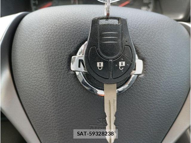 Nissan NV350 Caravan 2020-02 8371998-24