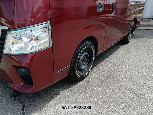 Nissan NV350 Caravan 2020-02 8371998-25