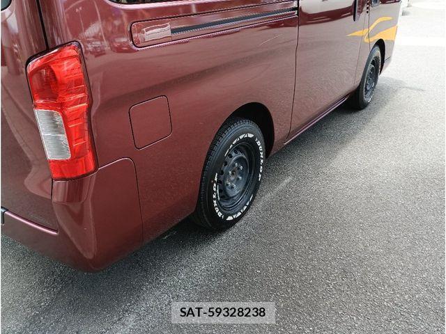 Nissan NV350 Caravan 2020-02 8371998-5