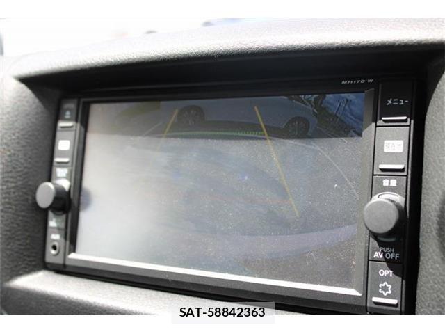 Nissan NV350 Caravan 2017-09 8458131-1