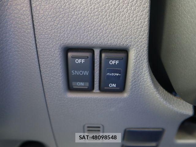 Nissan NV350 Caravan 2019-11 8458128-12