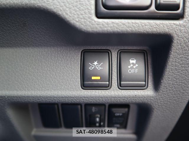 Nissan NV350 Caravan 2019-11 8458128-13