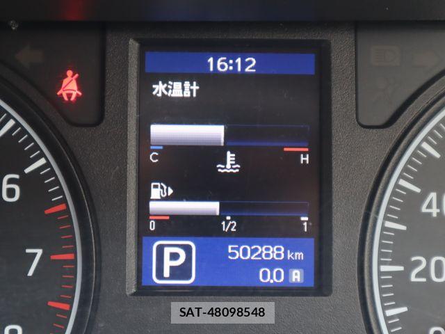 Nissan NV350 Caravan 2019-11 8458128-15
