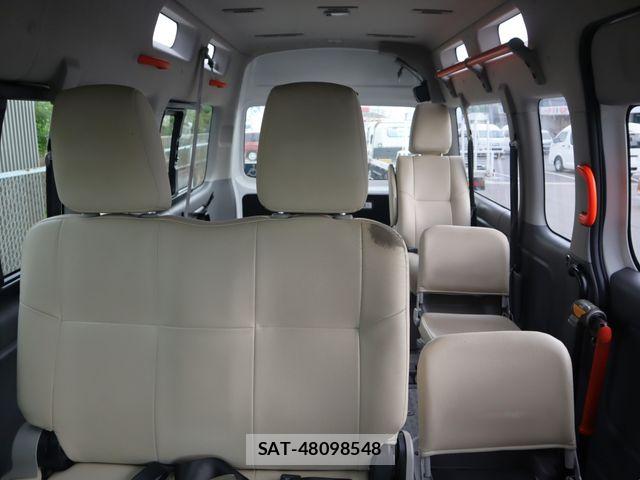 Nissan NV350 Caravan 2019-11 8458128-2
