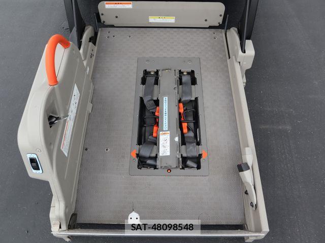 Nissan NV350 Caravan 2019-11 8458128-4