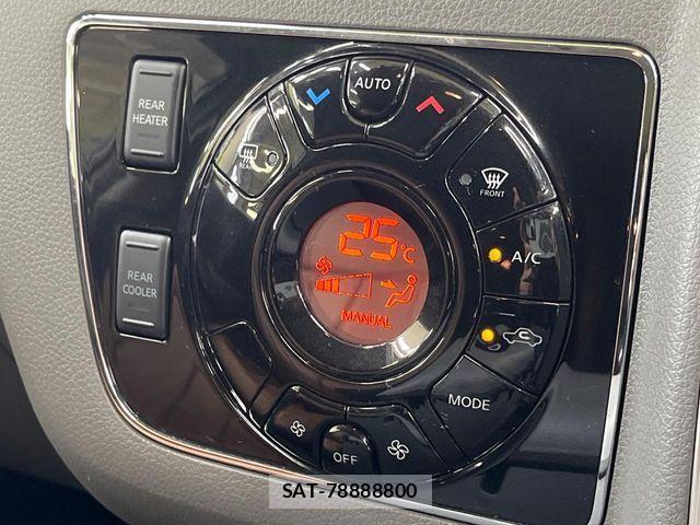 Nissan NV350 Caravan 2017-06 8458130-4